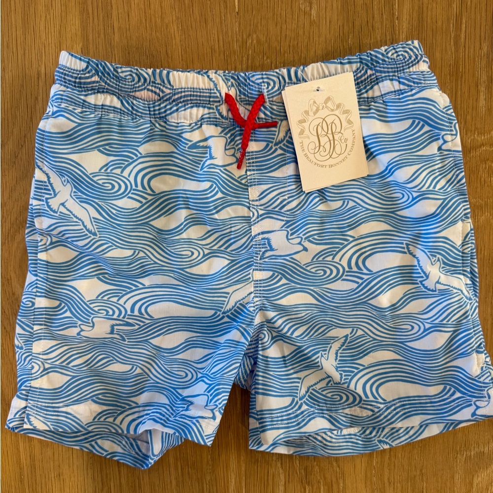 NWT Boys Beaufort Bonnet Company Red and Blue Wave Swim Trunks Size 6